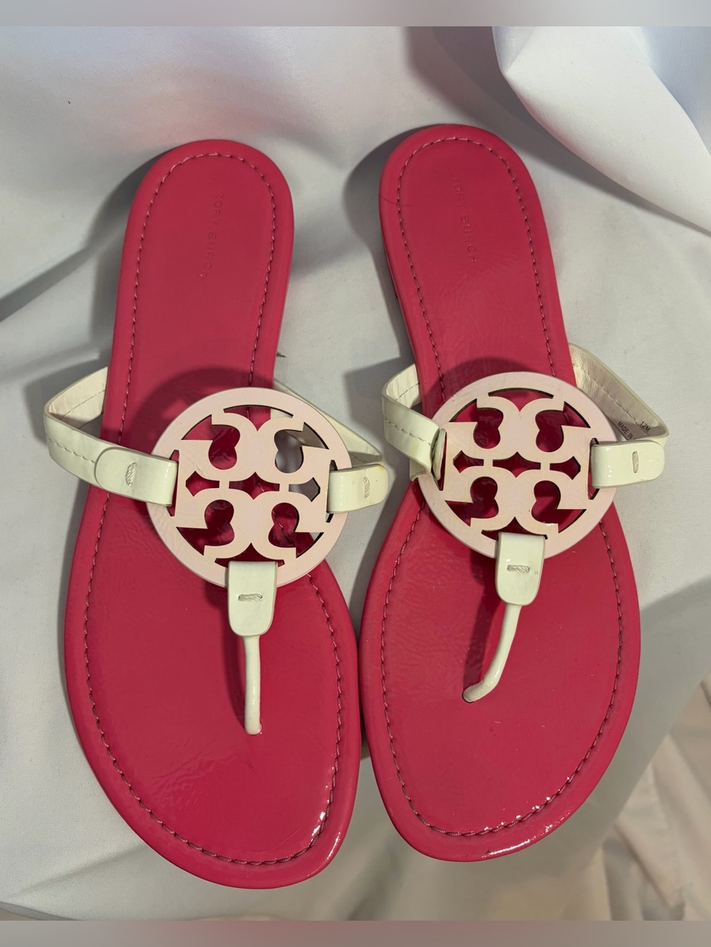 TORI BURCH Pink & White Logo Flat Sandals size 12